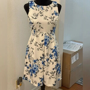 American Living Blue & White Floral Print Round Neck Sleeveless Midi Dress